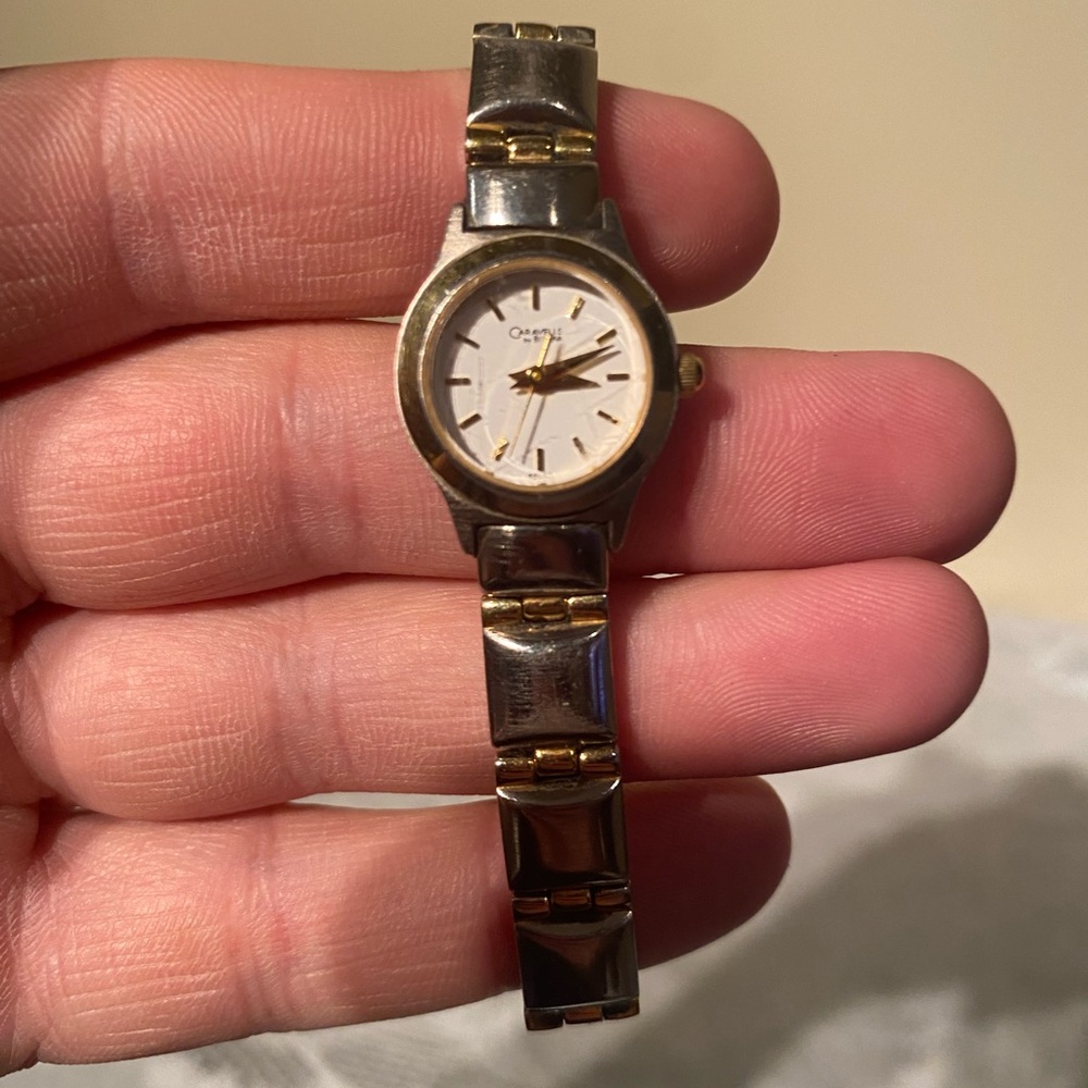 Caravelle Bulova Women’s Watch Stainless Steel